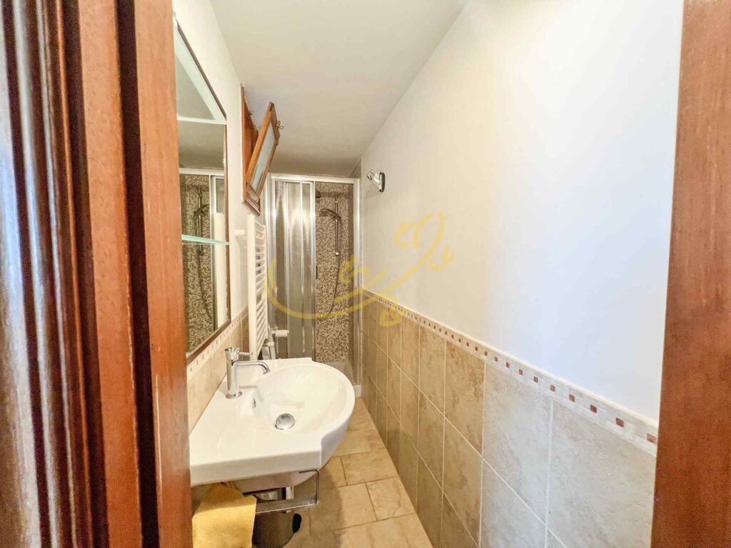 G173248366325258